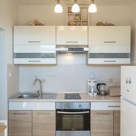 Ranko Appartement Zavalatica